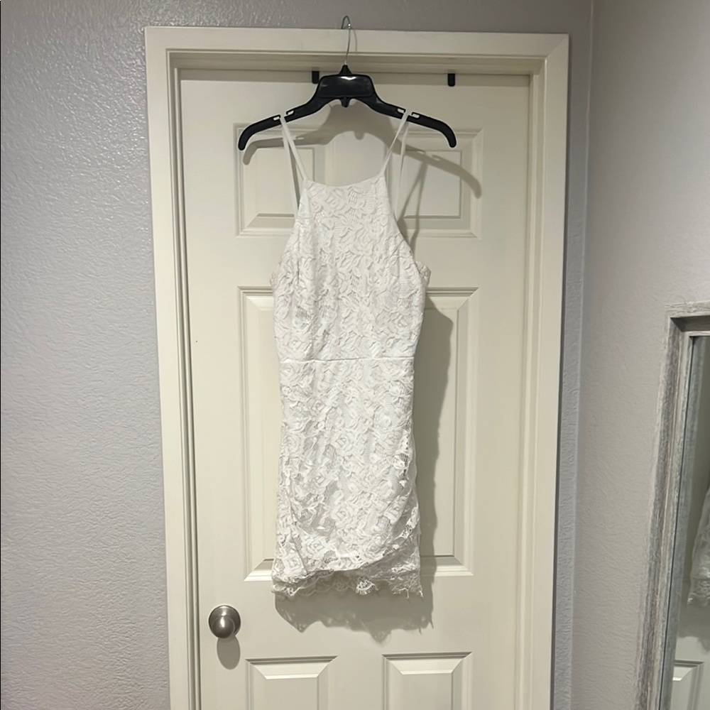Elegant White Lace Dress